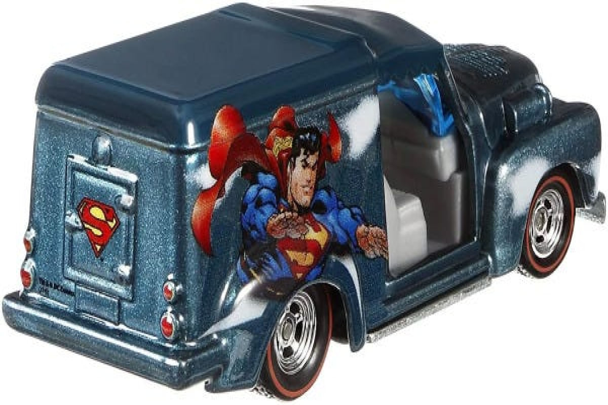 Carrinho Hot Wheels - Cultura Pop 1:64 - 34 Dodge Delivery Bus - Batman  MATTEL - Shop Coopera