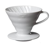Coador Hario V60 Cerâmica Branco Tamanho 02 Coador para Café em Cerâmica Hario V60 Branco - Tamanho 02