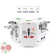 Adaptador Internacional e Universal de Tomada