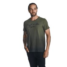 Camiseta Slim Masculina Convicto Com Estampa Degradê