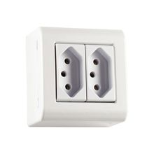 Caixa Com Tampa 2 Tomada 2P+T 20A/250V