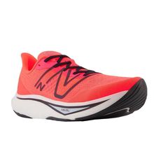 Tênis New Balance Fuelcell Rebel V3 Masculino
