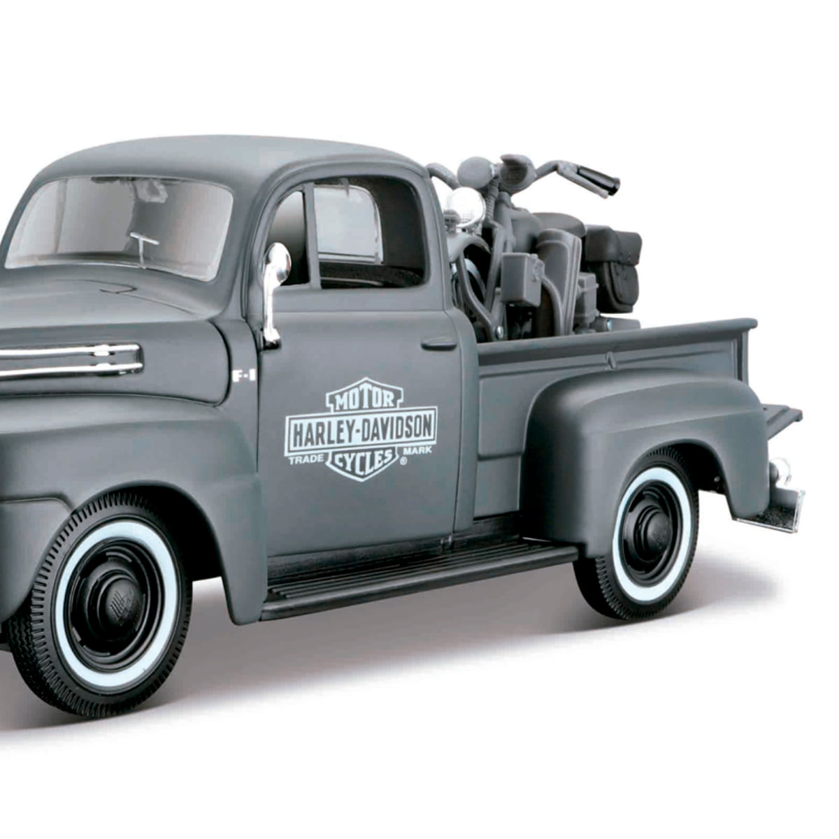 新品・未開封＞ Maisto 1948 FORD F-1 PICKUP/1942 WLA FLATHEAD 1/24