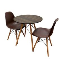 Mesa de Jantar Redonda Seat&co Eames DSW com 2 Cadeiras – Marrom