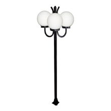 Poste Luminária Globo P Triplo Braço Curvo Cima Preto 300cm