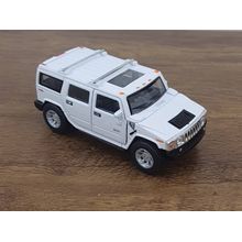 Miniatura Hummer H2 SUT 2005 Kinsmart 1/40 Metal e Fricção Branca