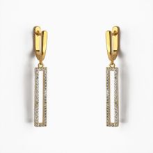 Brinco Longo com Design Retangular cravejado com Zircônia Banhado a Ouro 18K
