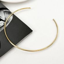 Colar Aro Fio redondo Aberto Banhado a Ouro 18k