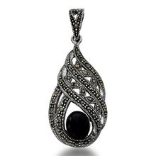 Pingente Gota desenhada com Onix Prata 925