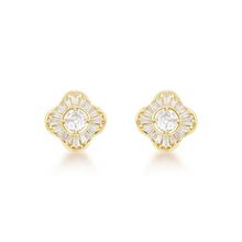 Brincos em Formato de Flor Banhados a Ouro 18k- Luxo Sutil Dourado