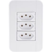 Conjunto 4x2 com 3 Tomadas 2P+T 10 A 250 V Tramontina Tablet Branco