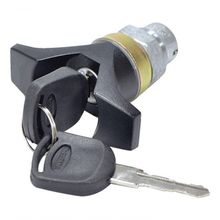 Maçaneta Externa Porta Esq Chave Linha Agrícola Baús ônibus