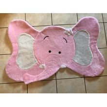 Tapete Pelúcia Elefante 1,05m x 75cm Decorativo Quarto Infantil Base Emborrachado - Rosa