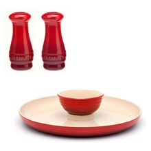 KIT LE CREUSET PRATO PARA APERITIVO SALEIRO E PIMENTEIRO EM CERÂMICA 110ML