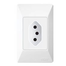 Tomada 2p + T 10a 250 Volts Sistema Externo - 1405 - Fame Tomada 10a-250v Externo - 1405 - Fame