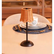 Luminária de Mesa Led 3 Tons Usb Wolff Lagoon Preta Metal