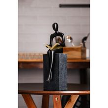 Figura Decorativa Wolff de Resina Aprendizado 9cm x 10cm