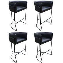 Kit 04 Banquetas Alta Com Encosto Betina Base Preto Fosco Corano Preto - Nexta Casa