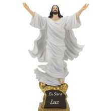 Enfeite Decorativo Religioso Jesus Eu Sou a Luz do Mundo em Resina 28CM Branco Taimes
