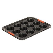 FORMA PARA 12 MUFFIN LE CREUSET 40CM EM AÇO CARBONO BLACK MATTE 46057000010200